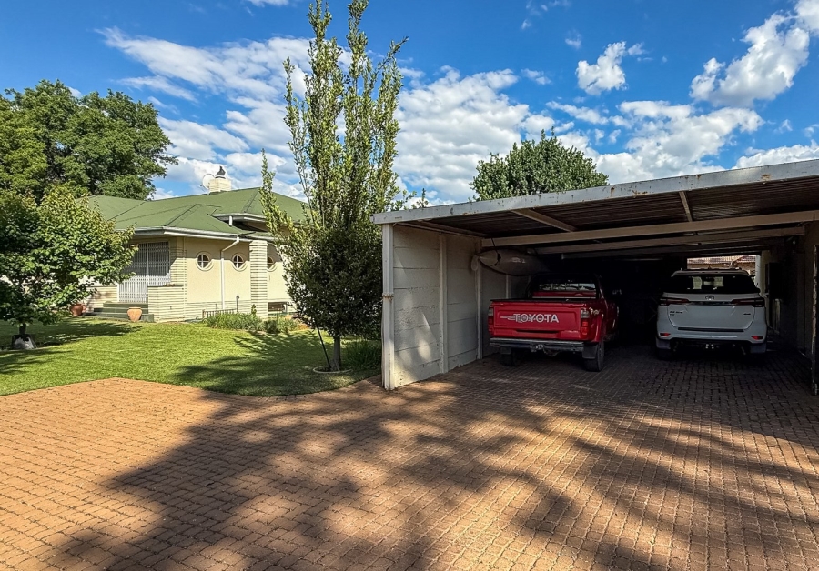 3 Bedroom Property for Sale in Irene Park North West